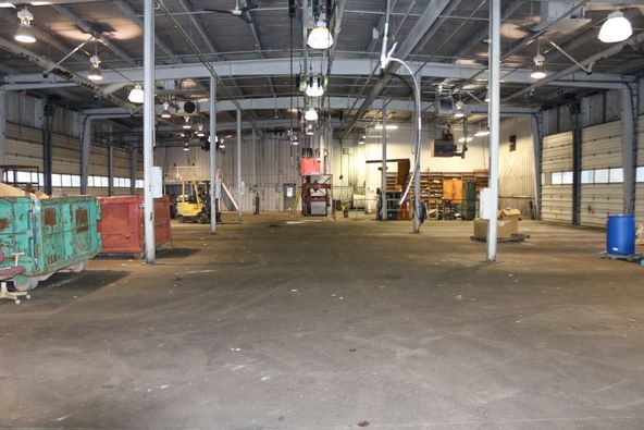 401 S Dirksen Pkwy, Springfield, IL 62703
